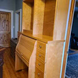 Bookshelves Desk