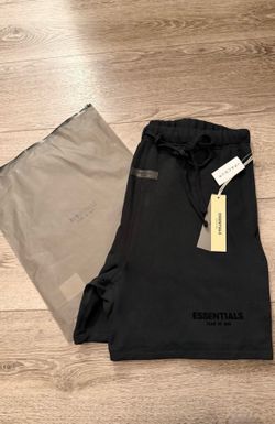 black essential shorts #brandnew