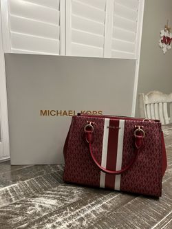 Michale Kors purse