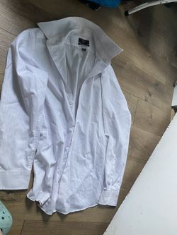 Dockers Shirt Size 15 -15 1/2 Delivery (32-33) Make An Offer