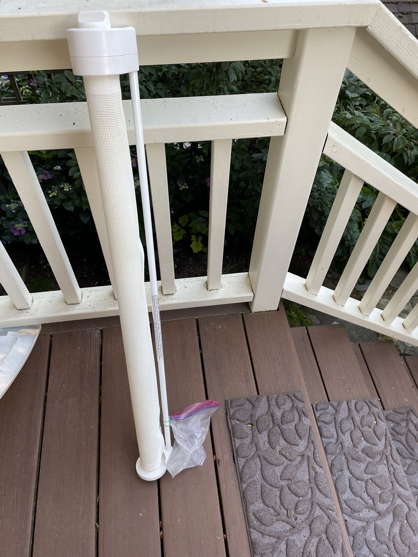 Retract-A-Gate By Smart Gate Retractable - Free Indoor/outdoor. Dog Pet Baby