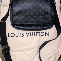 Louis Vuitton District PM Messenger Bag