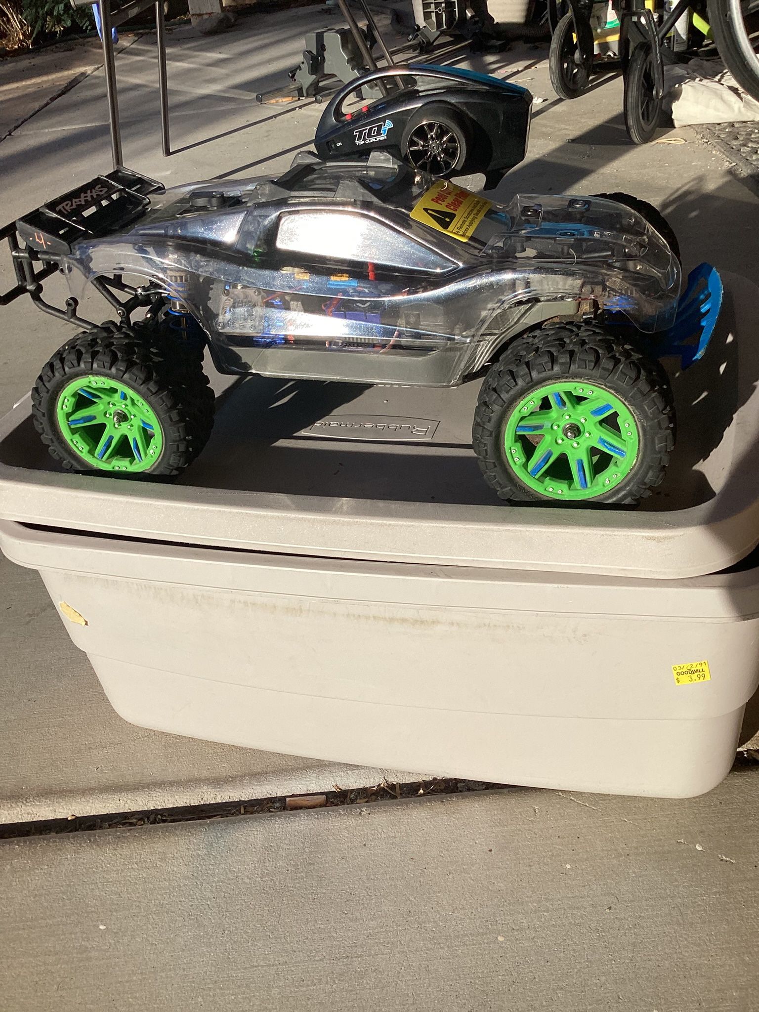 TRAXXAS RUSTLER 4x4 VXL-3s