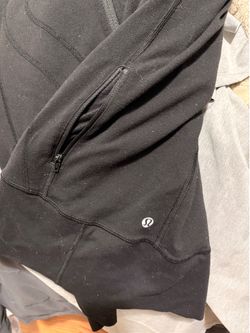 Lululemon workout sweater