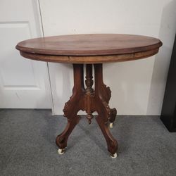 Antique Victorian Table 