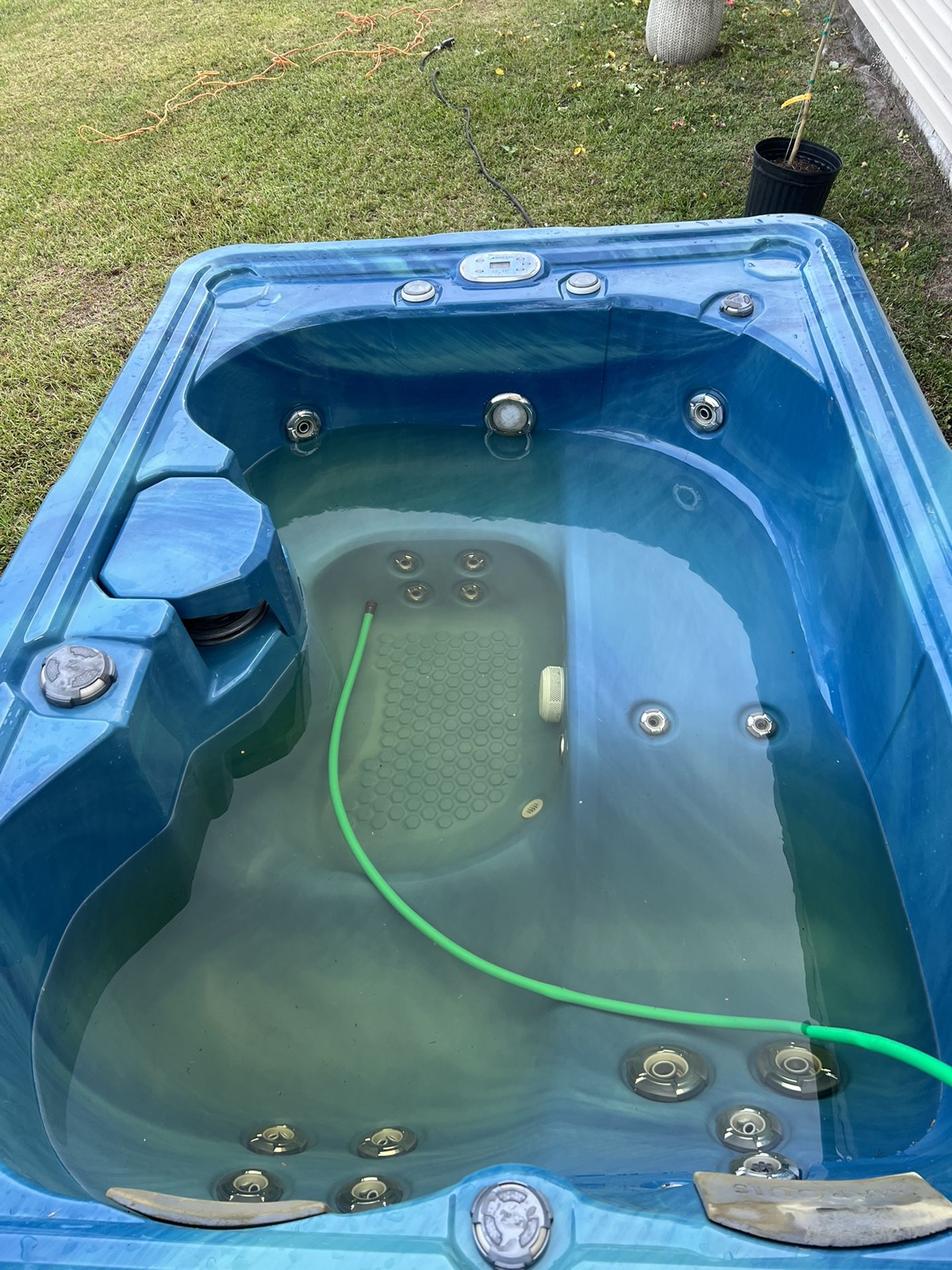 I have a 2015 Marquis Hot Tub 1000  OBO Maybe Trade