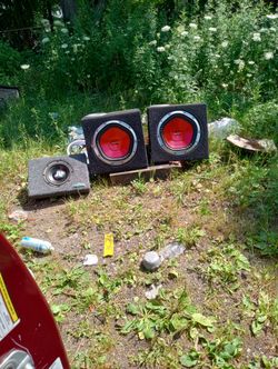 Pair of 12 inch Sony Xplod speakers 1200 watt one JL Audio 6 inch mini sub
