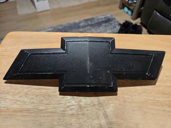 BIG Blk Chevy Emblem