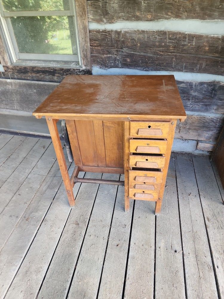 Hardwood Drafting Table