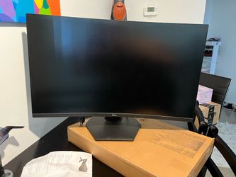 Dell 32 in Curved Gaming Monitor- S3222HG