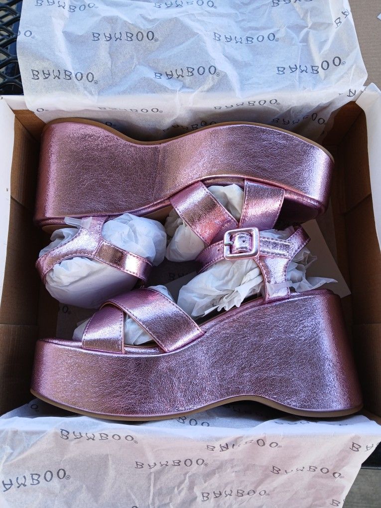 New! Bamboo Metallic Pink Platform Metallic Heels/Shoes Size 7