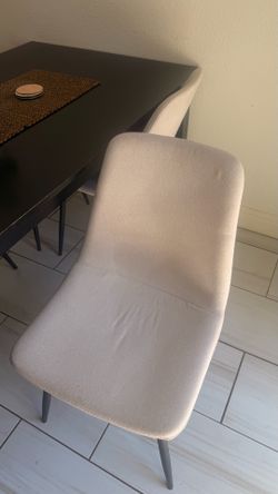 Dinning table with chairs