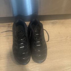 My daughter only wore these a couple of times Inbox If You Interest pick up only