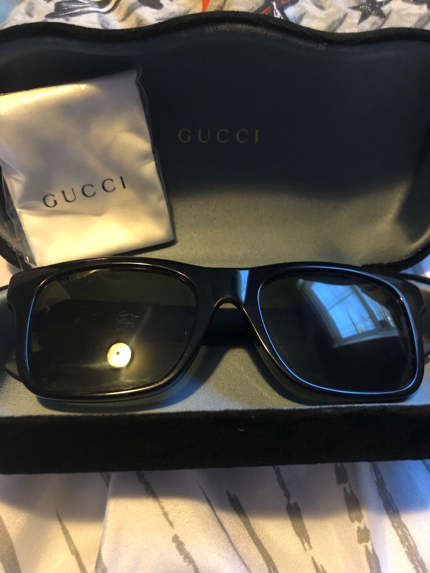 Gucci sun glasses