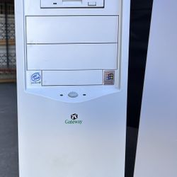 Vintage Gateway Performance computer tower, likely a model from the GP7 series, 