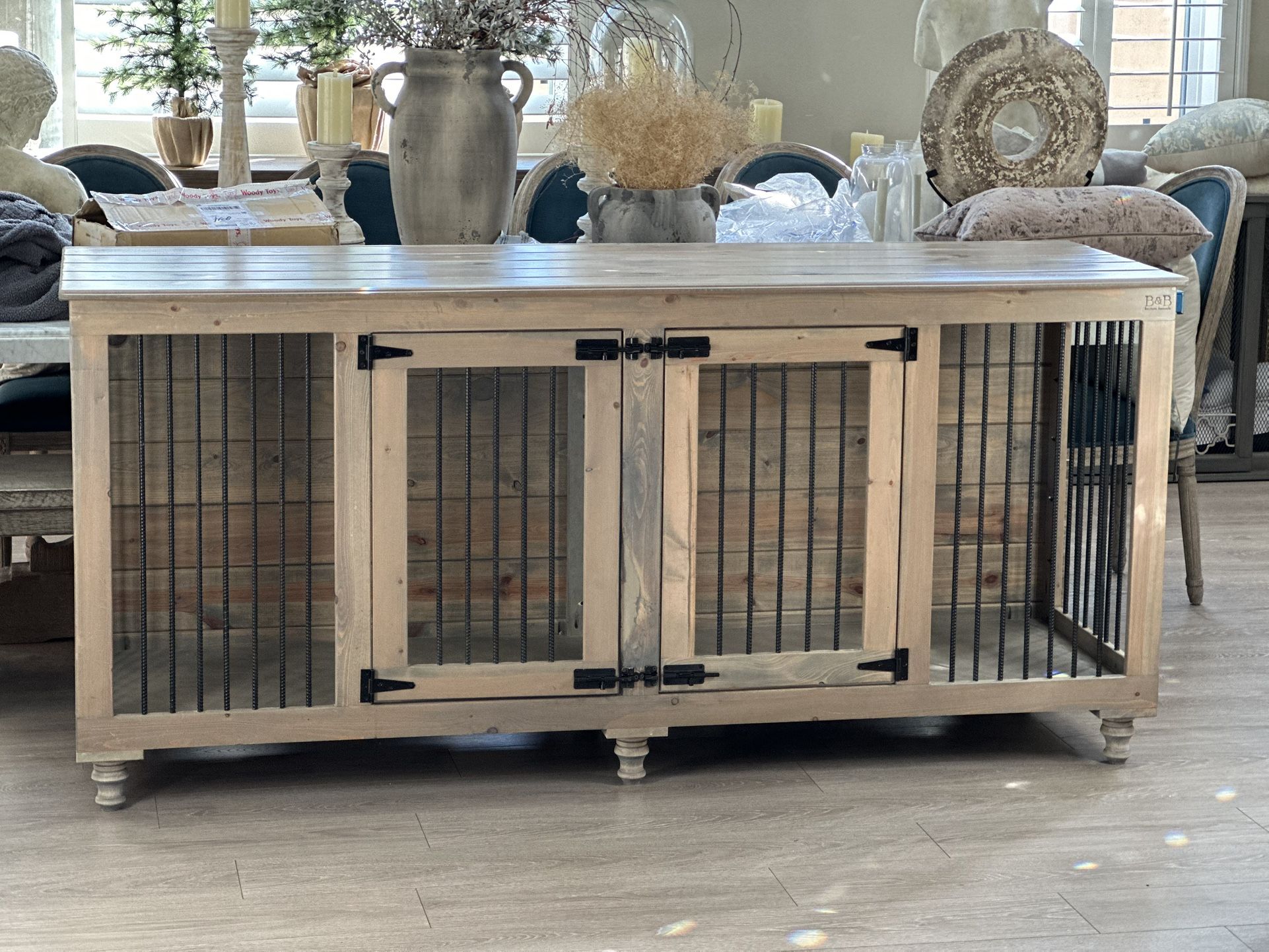 B &B Kustom Kennel Originally $1800