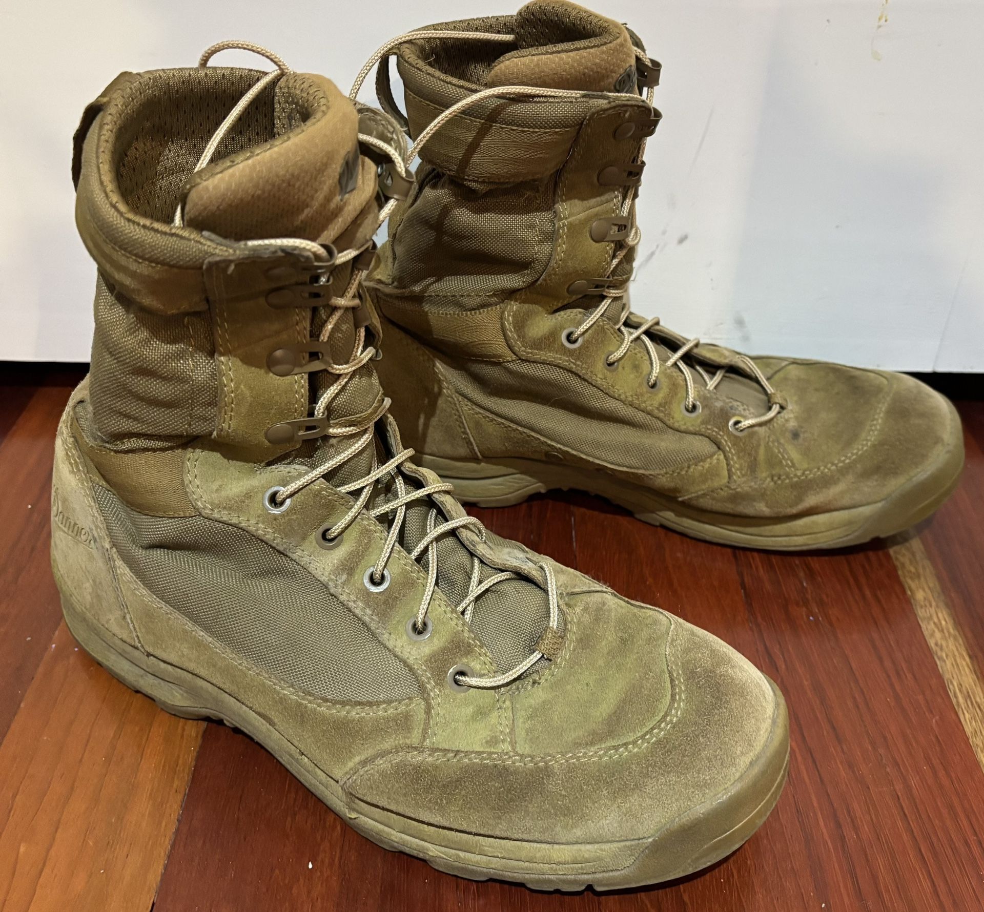 Military Surplus Danner Combat Boots, Men’s Size 12