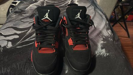 Jordan Red Thunders Size 10 Used In Good Condition No Box price is negotiable shoot offers