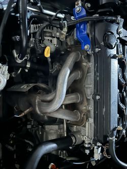 Use cover photo as (Reference only )Muffler part front 2002-2007 Toyota Rav4,highlander  camry full clean honeycomb inside look at pics