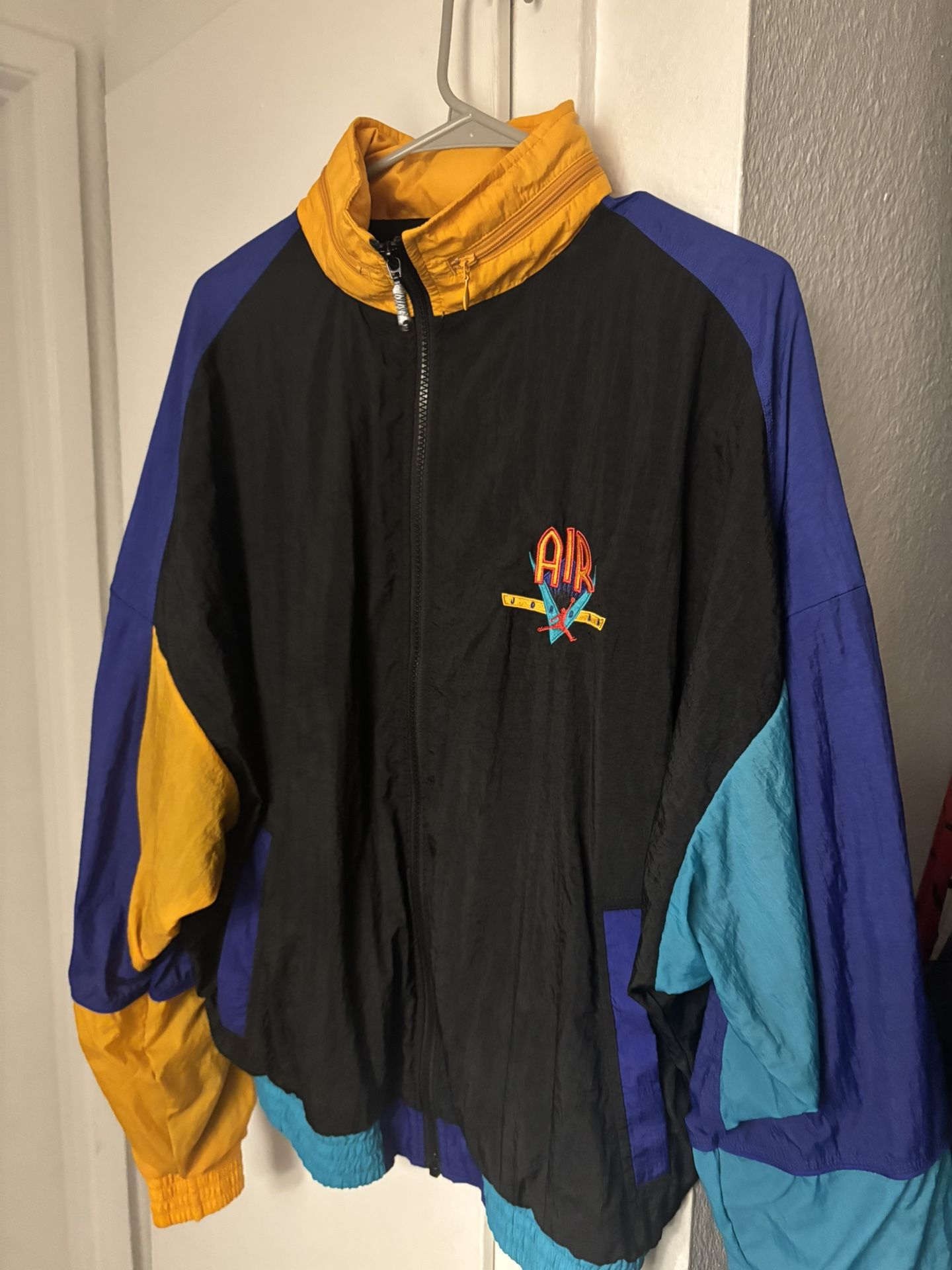 Nike Air Jordan Vintage Bomber Jacket