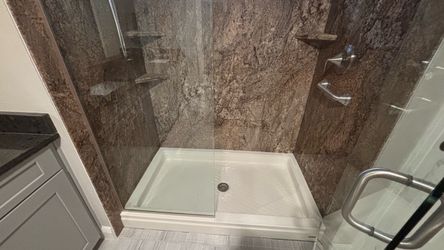 Glasses Door and Shower Base