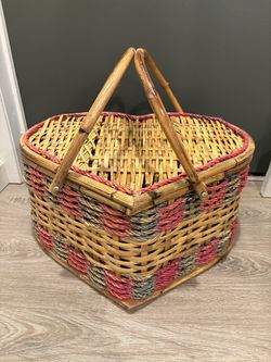 Large Vintage Heart-Shaped Bamboo Handled Wicker Picnic Basket Pink and Green Rope Weaving