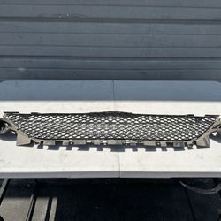 2014-2018 Mercedes W205 C63 C43 C300 AMG Lower Bumper Grille