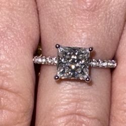 Brand New Size 7 Ring 