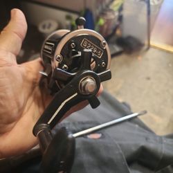 Newell S229-5 Fishing Reel 