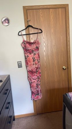 Express Pink Floral midi dress
