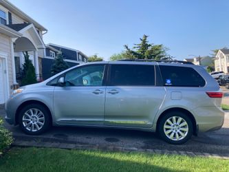 2017 Toyota Sienna XLE AWD