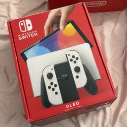 White Nintendo Switch Oled 