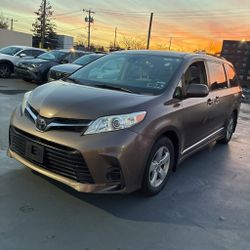 2019 Toyota Sienna