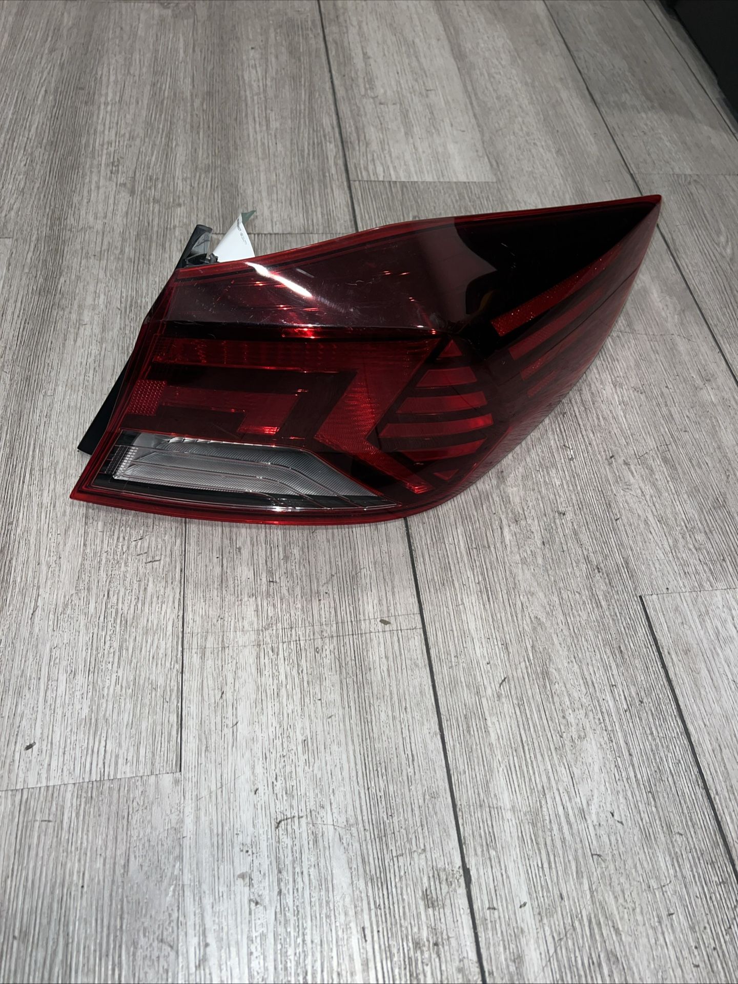 2019-2020 Hyundai Elantra Passenger RH Head Light Lamp OEM #1369
