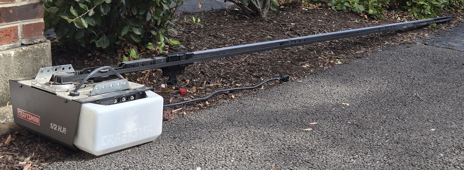 Craftsman 1/2 HP Garage Door Opener w/ 2 Car Transmitter Remotes, Safety Sensors, Inside Wall Opener, Outside Keypad ALL for $100 obo Aurora IL for pi