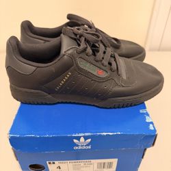 Adidas Yeezy Powerphase Calabasas 'Core Black' Size 4 Men / 5.5 Women