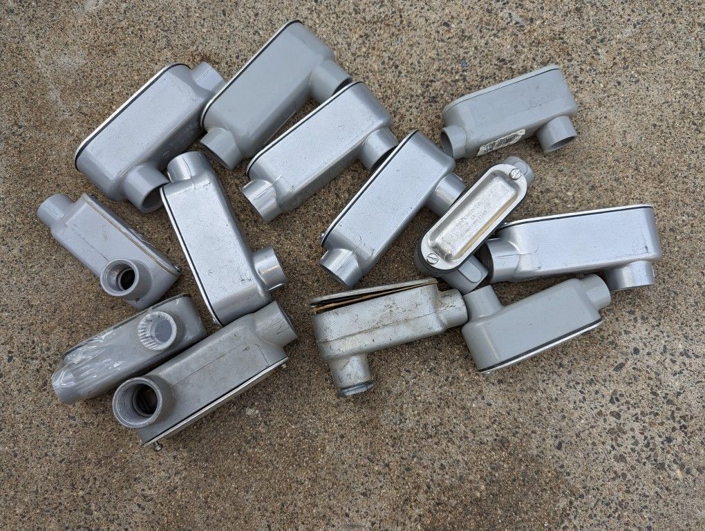 Pull Box Conduit Loop Electrical Conduit Pull Boxes for Sale in Orange, CA - OfferUp