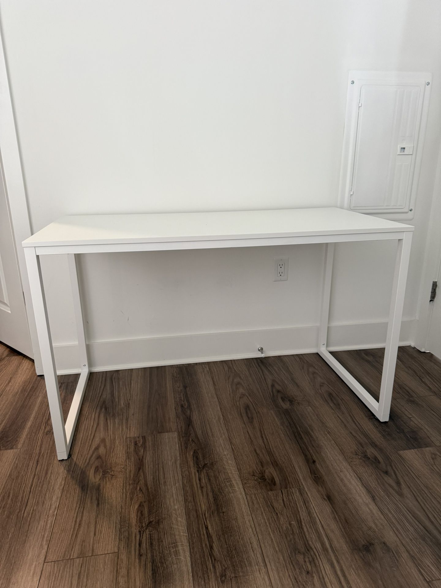 White Desk