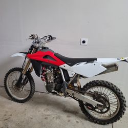 Husqvarna  450 Enduro  Dirtbike Supermoto