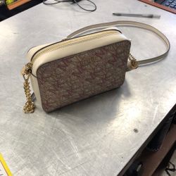 1003 Michael Kors 32H1GJ6M21 Medium Leather Jet Set Camera Bag W/ Shoulder Strap & Matching Wallet 018577