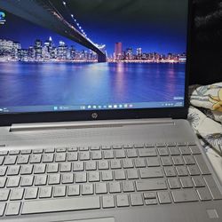 HP Pavilion 15.6 Inch 