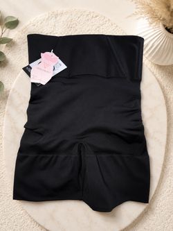 Vero Milan Black High-Waist Shaping Shorts
