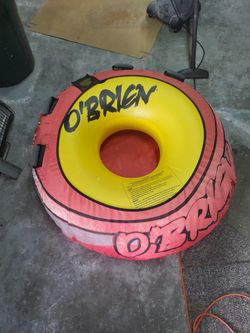 Towable Water Toy
