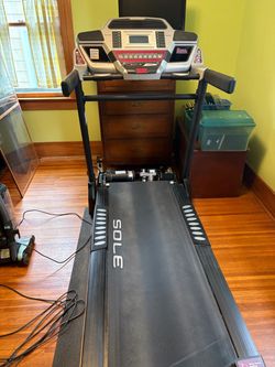 SOLE F60 TREADMILL