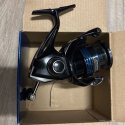 Shimano Spinning Reel 2500HG for Sale in The Colony, TX - OfferUp