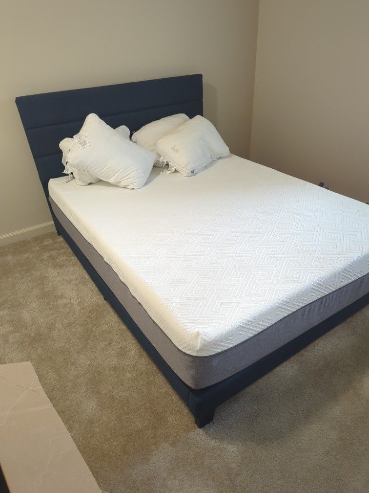 Queen Size Bed And Frame 