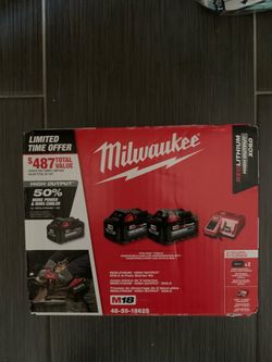 Milwaukee M18 xc6.0 high output 2 pack+charger pack.