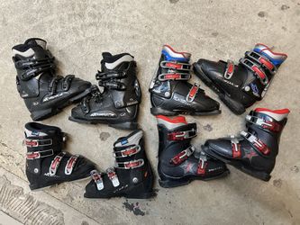 (4) Ski Boots Sz 270 (22.0-22.5)