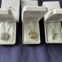 Na Hoku Pearl Factory Akoya pearl necklace sterling silver. Brand new in box and gift bag❣️