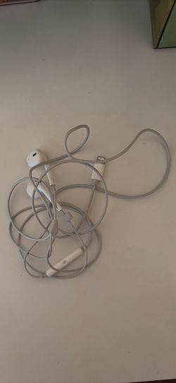Apple Lightning Headphones 